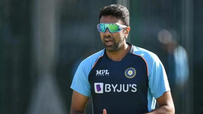 IPL 2024: Ravichandran Ashwin slams fans for degrading Hardik, Rohit as players