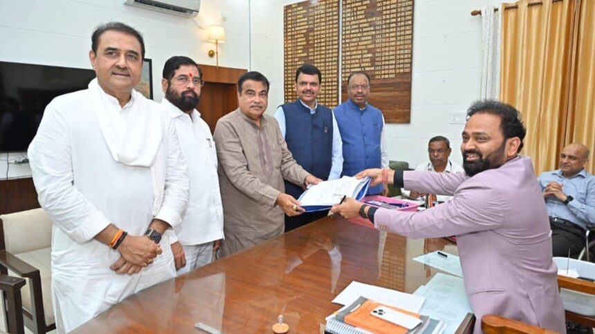 Nitin Gadkari files his nomination; CM Shinde, Dy CM Fadnavis present too