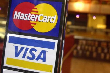 Visa, Mastercard reach $30 billion deal with US retailers