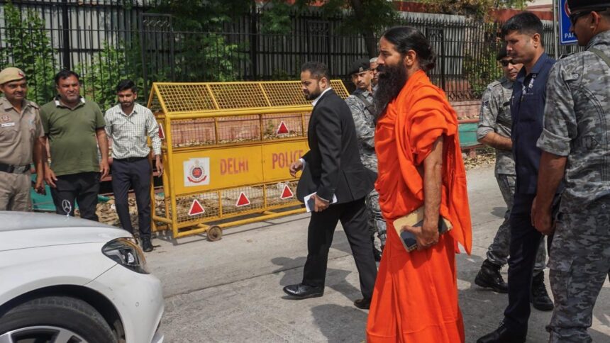 Ads case: SC asks Baba Ramdev, Balkrishna to issue public apology