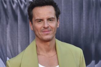 Andrew Scott wants ‘Fleabag’ fans to “go out and get some fresh air”