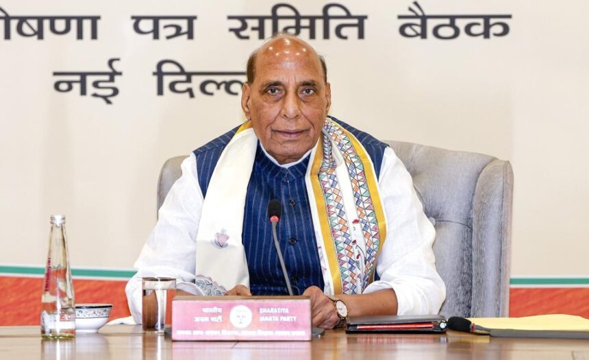 Congress treats one family as supreme, BJP people: Rajnath Singh