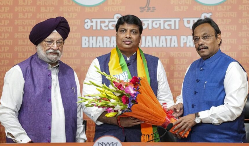 Former Congress spokesperson Rohan Gupta joins BJP