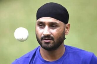 IPL 2024: Harbhajan Singh`s take on Virat Kohli`s controversial dismissal