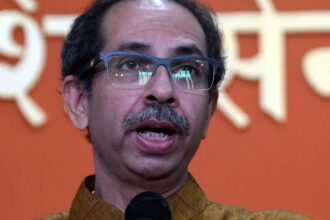 Lok Sabha polls a fight between dictatorship and democracy: Uddhav