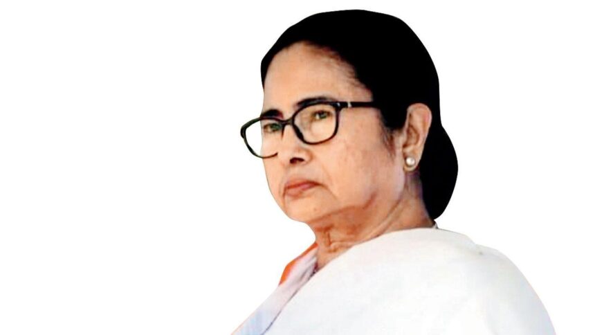 Mamata slams poll panel for favouring BJP