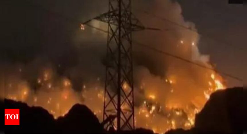 Massive fire breaks out at Ghazipur landfill site in Delhi