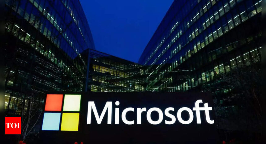 Microsoft moves HC as suit clouds its Azure brand