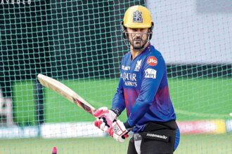 Not many bowling weapons, so batters must score extra: RCB skipper Faf