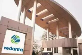 Omar Davis, veteran banker, handling Vedanta group overhaul steps down | India News