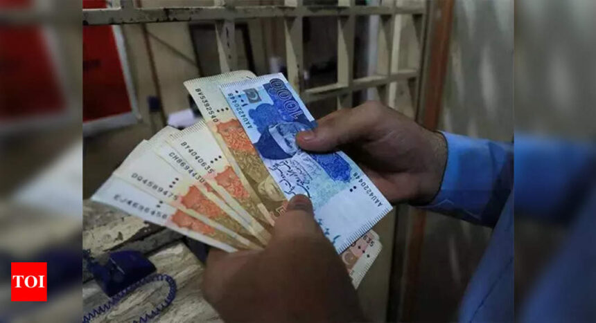 Pakistan government borrows PKR 650 billion amid economic crisis