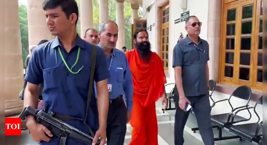 Patanjali misleading ads: After SC's rebuke, Ramdev issues fresh apology in bigger size | India News