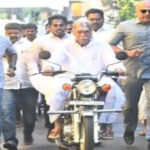 Puducherry Chief Minister N Rangasamy Rides Yamaha RX 100 to Polling Station | Puducherry News