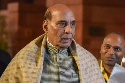 Rajnath Singh: Previous Congress govts tried to create division in armed forces by recommending 'religious census'