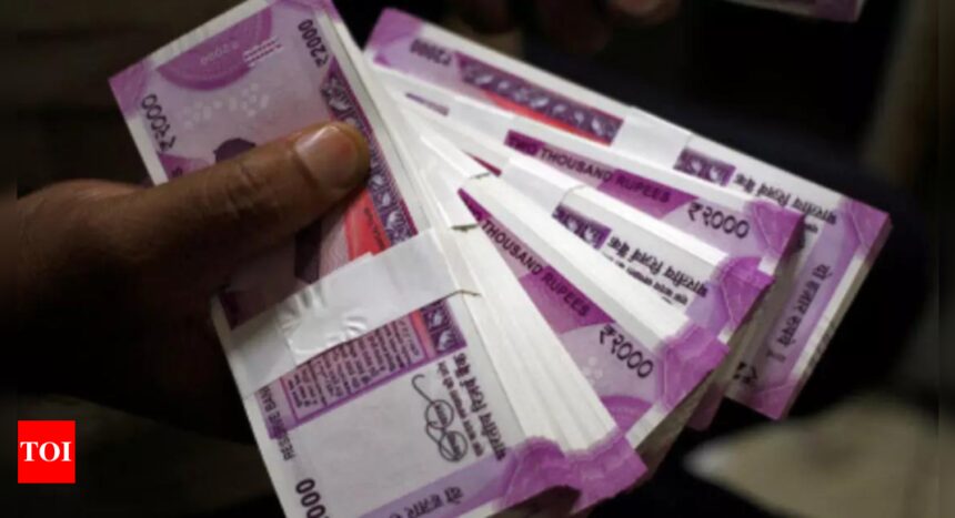 Rs 2000 banknotes: Rs 8,202 crore or 2.3% still in circulation