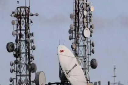 Spectrum for mobile services will continue to be allocated through auction: Sources