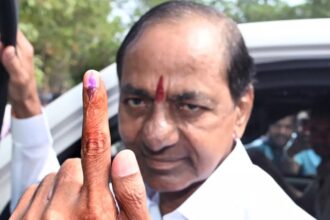 State poll rout, netas' exodus make KCR go on a Vaastu overdrive | India News