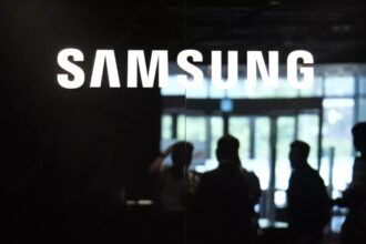 US to grant Samsung up to $6.4 billion for chip plants