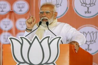 War clouds hovering over world, strong BJP govt needed to protect country: PM