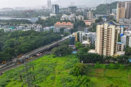 Navi Mumbai Identifies 527 Dangerous Buildings - Urgent Structural Audits Required | Mumbai News