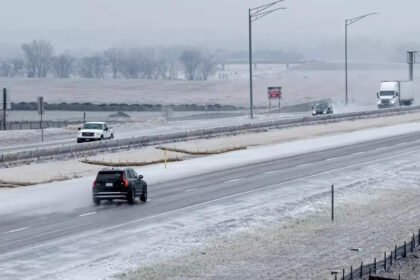 Iowa Ice Storm: Storms coat Iowa, Nebraska in ice, spark rare Tornado alert for San Francisco