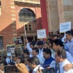 Maharashtra opposition leaders protest at Vidhan Bhavan over Parbhani custodial death, Beed sarpanch murder