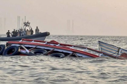 Mumbai Boat Accident: Life jackets now mandatory for ferry rides from Gateway of India | Mumbai News