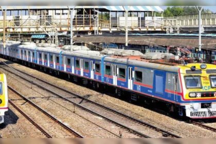 Naked man enters ladie’s compartment on AC local train at Ghatkopar station, causes panic | Mumbai News