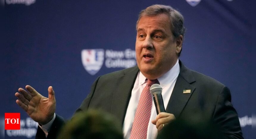 New Jersey Drone Mystery: Chris Christie says he's seen several drones, there would be vigilantes if Feds downplay