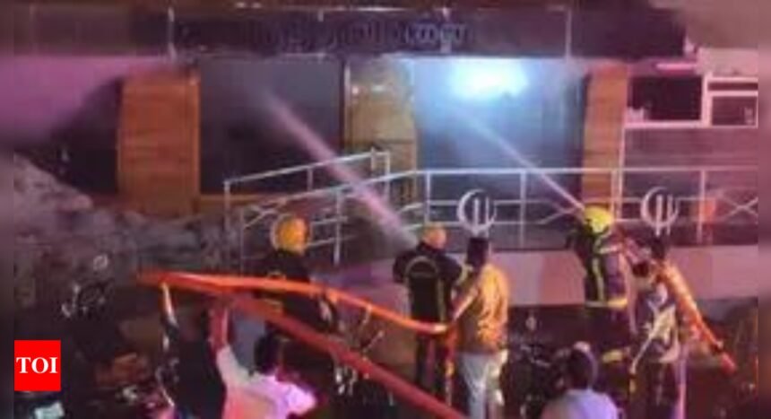 Seven killed as fire breaks out at private hospital in Dindigul | Coimbatore News