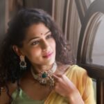 Urmila Kanetkar's car hits two labourers, one dead; actor injured, driver booked | India News