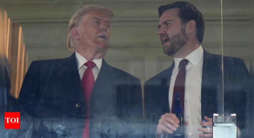 Waiter who said she wouldn't serve Trump officials fired from restaurant