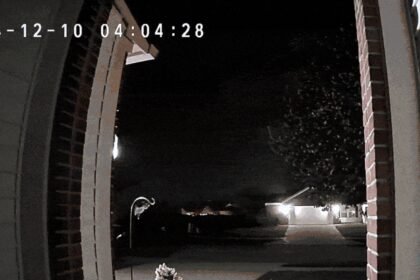 Watch: 'Fireball' meteor lights up Indiana skies, 'like it was daylight'