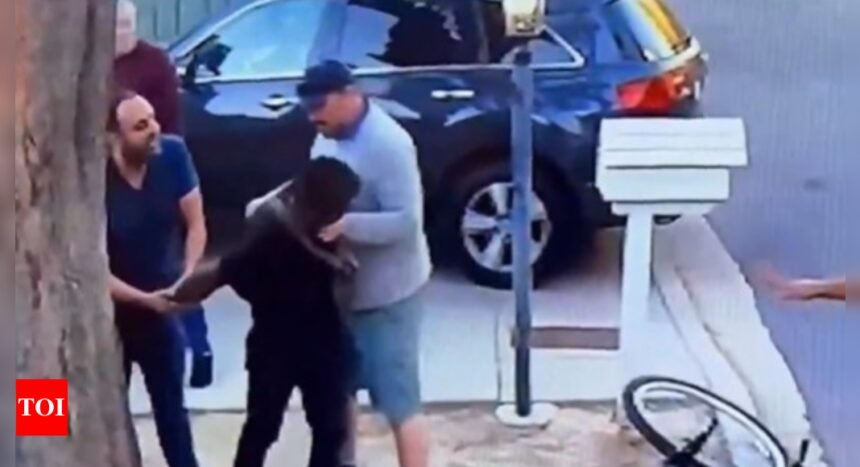 Kenneth Fire Viral Video: Kenneth Fire arsonist suspect claims he was using blowtorch to smoke marijuana; detained by locals in dramatic video