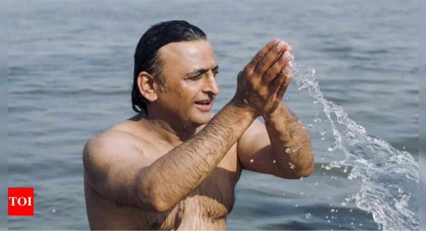'No place for divisive politics': Akhilesh Yadav takes holy dip in Maha Kumbh | India News