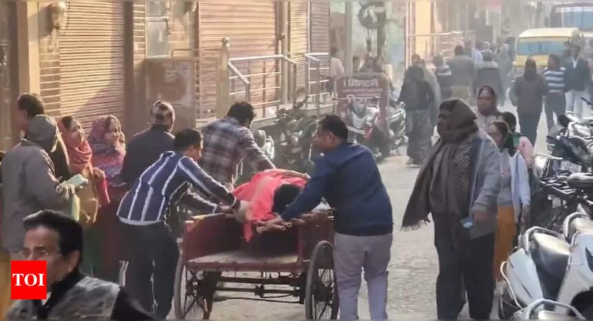 Over 50 devotees feared trapped as wooden platform collapses during Nirvana Laddu Festival in UP's Baghpat | Meerut News
