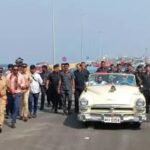 Photos: CM Devendra Fadnavis inaugurates northbound connecting arch bridge of Mumbai's Coastal Road in convoy of vintage cars | Mumbai News