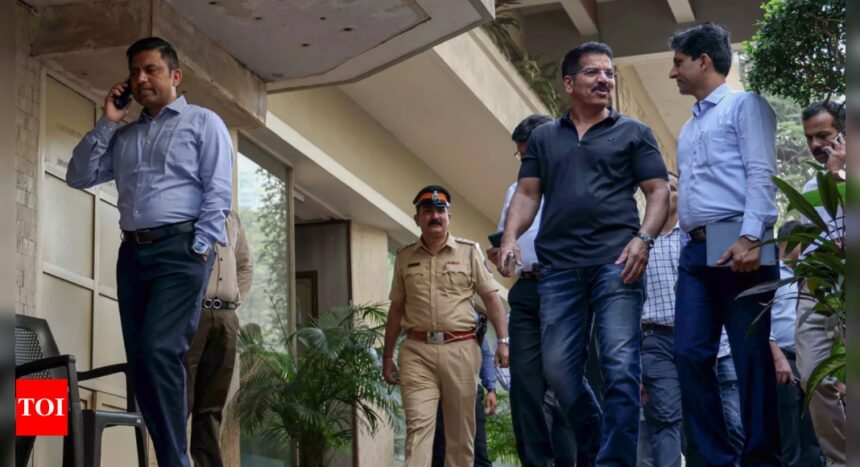 Saif Ali Khan Stabbed: No surveillance cameras at Saif Ali Khan’s residence, say cops | Mumbai News