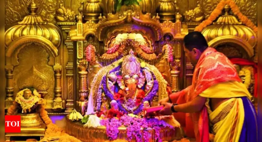 Siddhivinayak bans attire ‘not in sync with Indian ethos’: Torn jeans, skirts | Mumbai News
