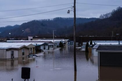 11 dead, hundreds displaced as heavy rainfall wreaks havoc in Kentucky