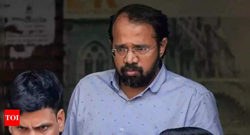 Bombay high court grants bail to Suraj Chavan in COVID-19 khichdi scam money laundering case | Mumbai News