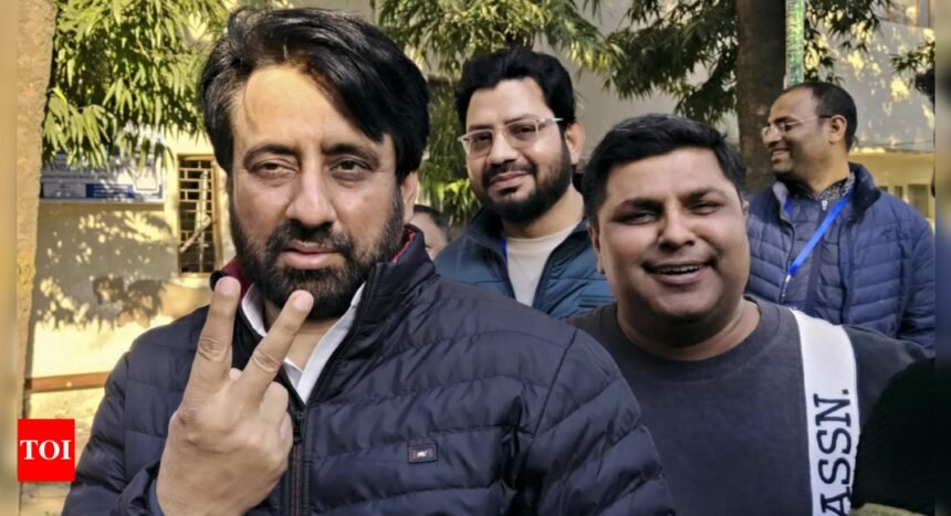 Delhi elections: In a rare four-cornered fight, Amanatullah on top in Okhla | India News