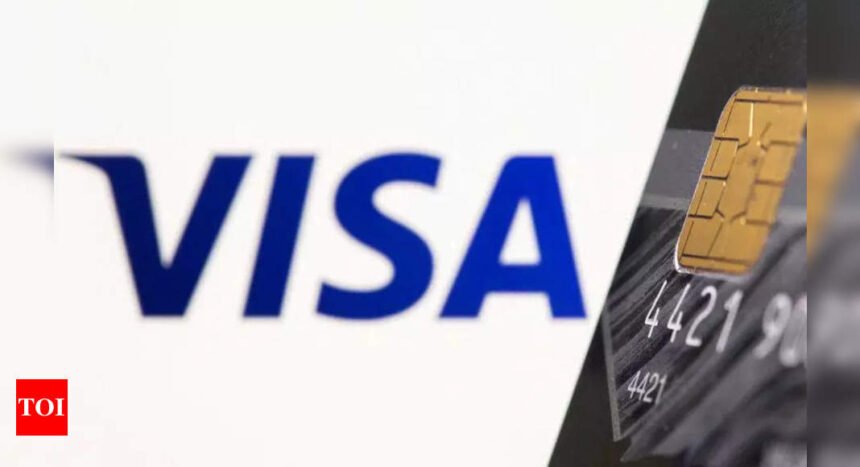 Exec’s credit card kept in locker used for 4L deals | Mumbai News