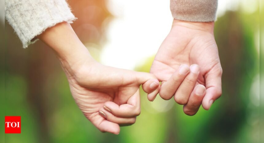Happy Promise Day 2025: Top 50 Wishes, Messages and Quotes for your special someone
