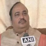 'Railway minister should resign,' says Shiv Sena (UBT) leader Anand Dubey on NDLS stampede | Mumbai News
