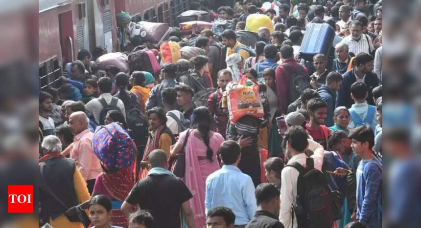 Woman duped of 15k in train ticket scam to Prayagraj from Mumbai | Mumbai News