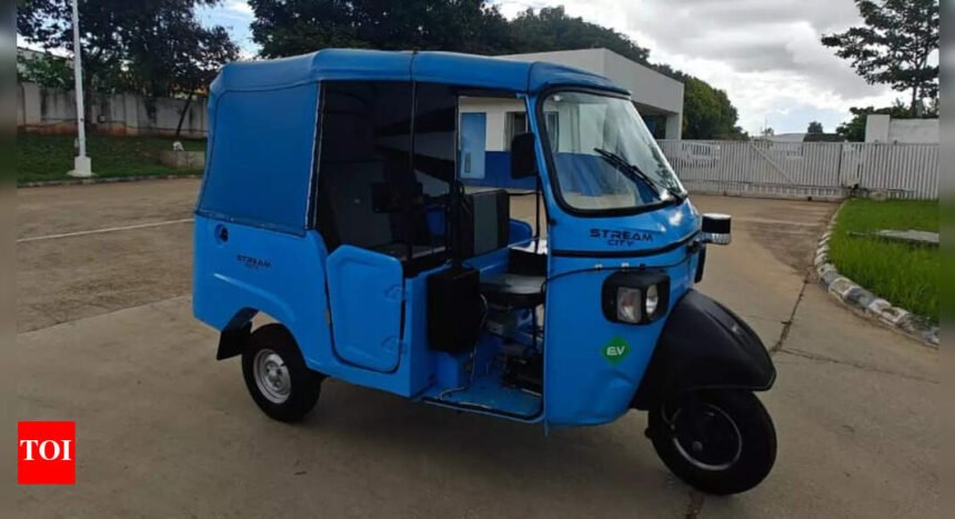 Self-driving autorickshaw Made in India! Check details